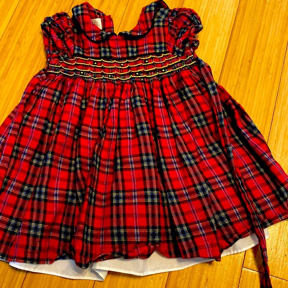 Perfect for Christmas! Laura Ashley.  Size 6-9 months.